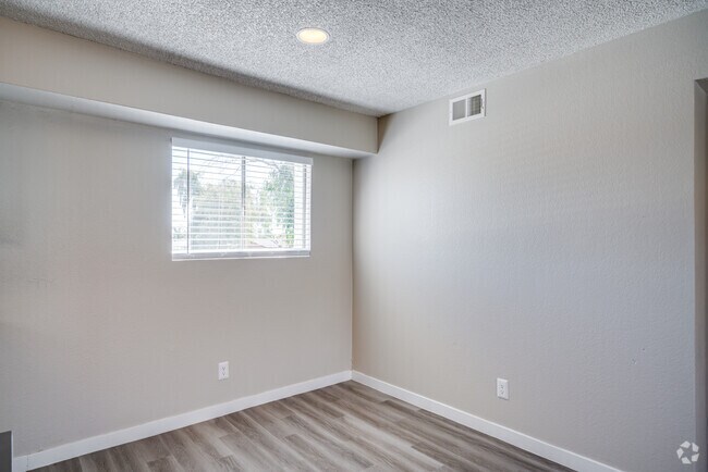 Interior Photo - Saltera Apartments