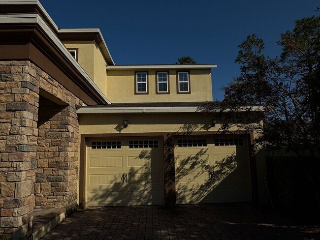 Foto del edificio - 5 Bedroom 4 Bathroom Family Home at Windst...