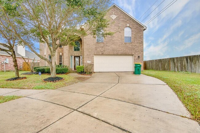 Building Photo - 2202 Megellan Point Ln