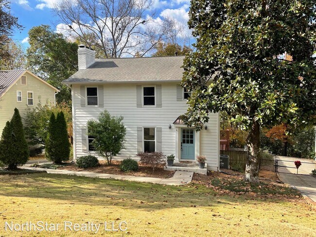 Building Photo - 4 br, 3.5 bath House - 1640 Ridge Road