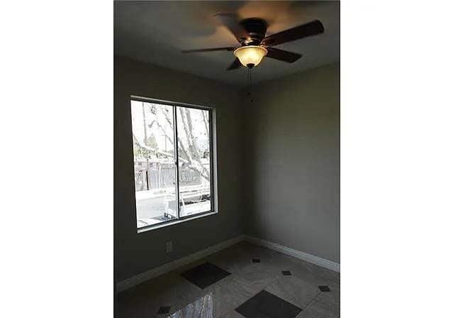 Foto del edificio - 5460 Dobbs St