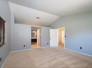 Foto del edificio - 841 Weldon Rd