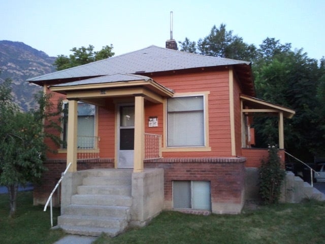 Building Photo - 608 E 500 N