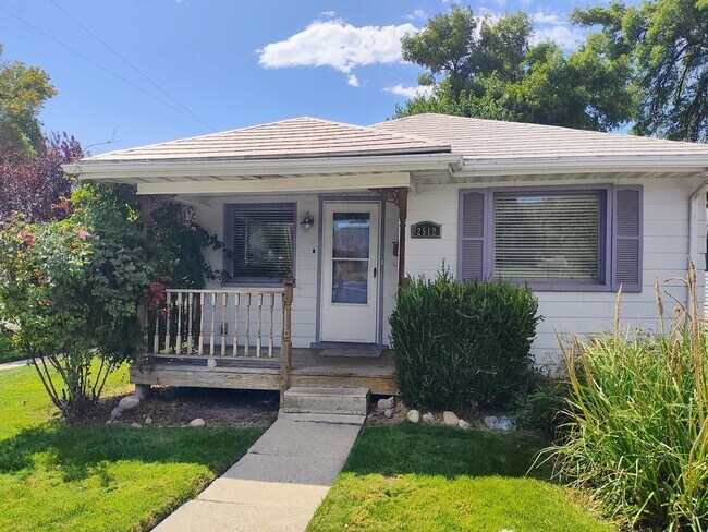 Foto del edificio - 3 Bd  1 Bath Home in Salt Lake City