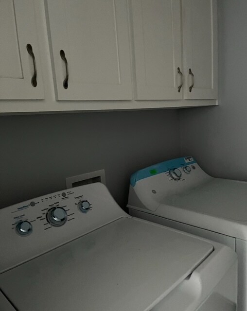 Lavadero - 521 W Van Week St