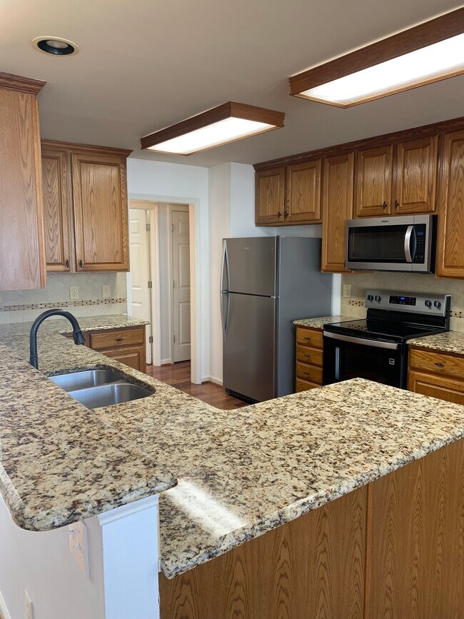 cocina - 5506 Phillipsburg Dr