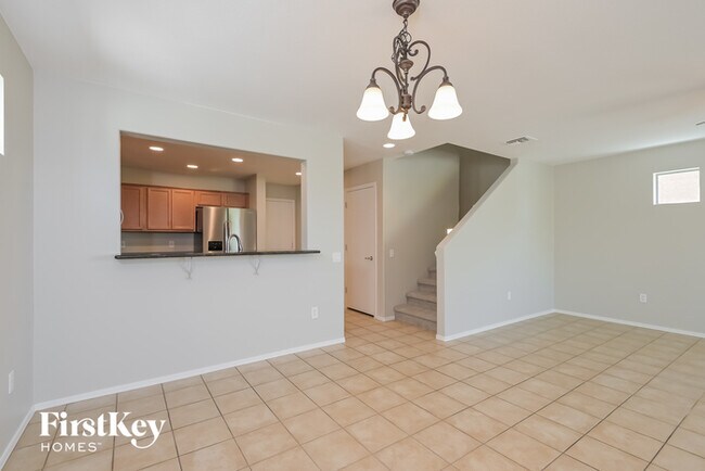 Foto del edificio - 10621 E Singing Canyon Dr