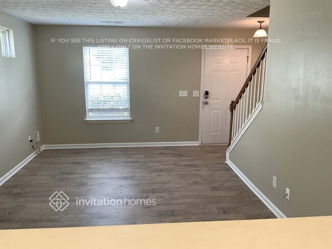 Building Photo - 131 Oak Grove Pl