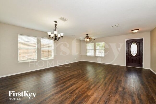 Building Photo - 1836 Kittredge Way