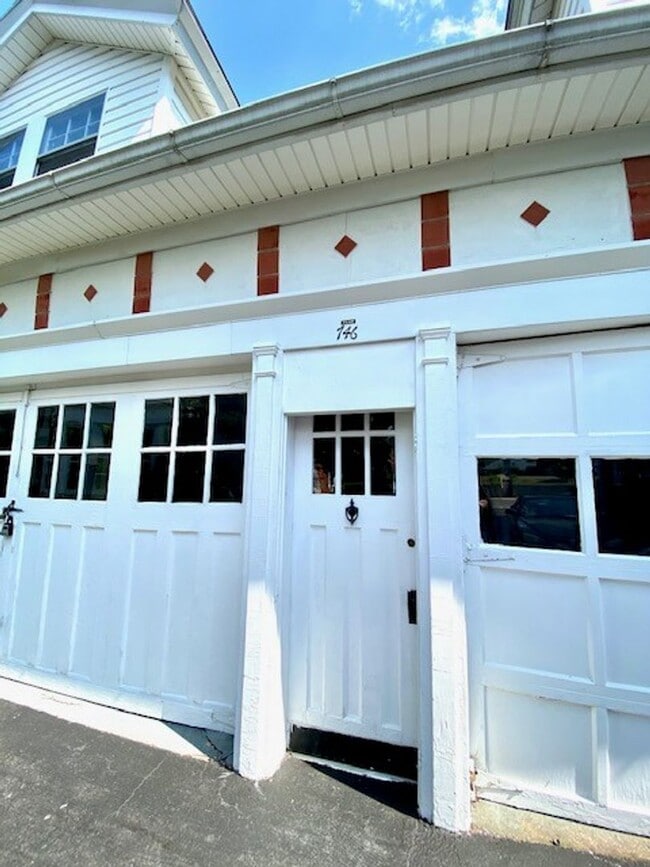 Foto del edificio - 746 Summit Ave