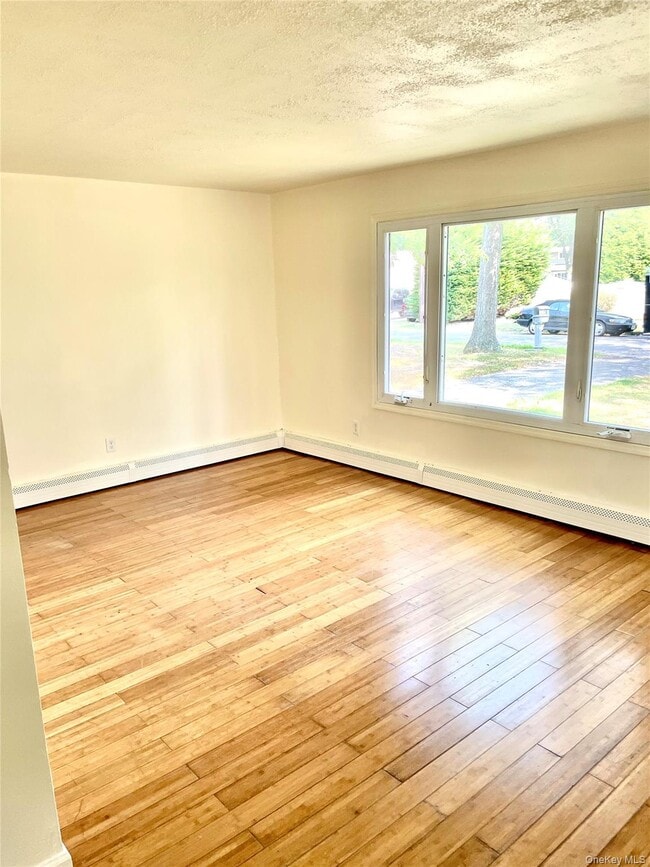 Building Photo - 134 Longfellow Dr