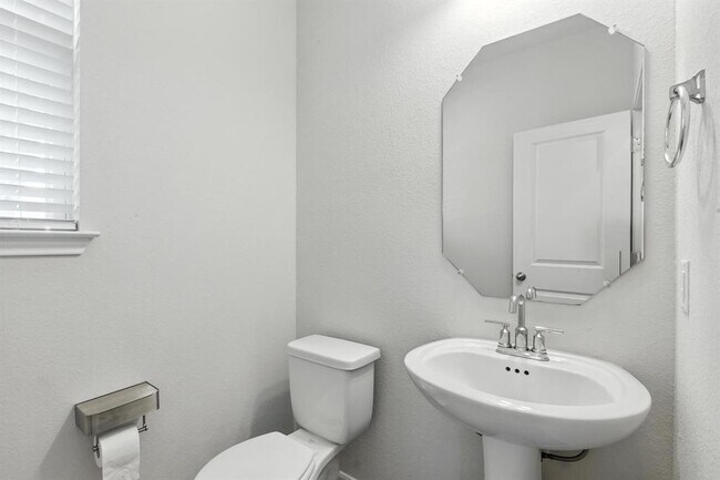 Building Photo - 286 Delaware Mountains Ter
