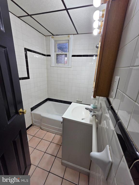 Building Photo - 306 Concord Ave