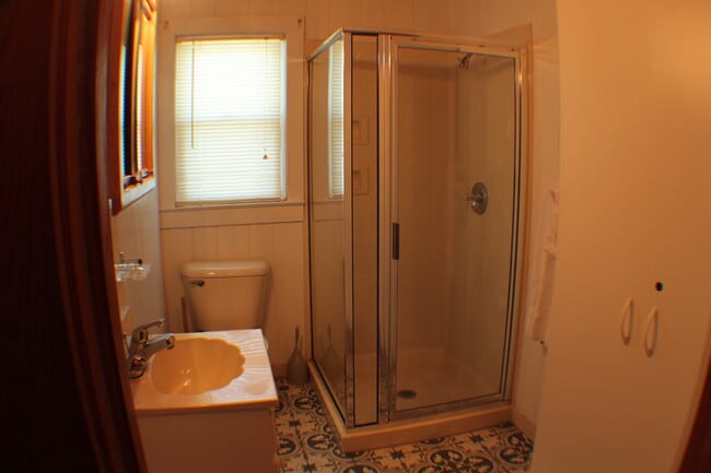 Building Photo - 4616 S Ocean Blvd