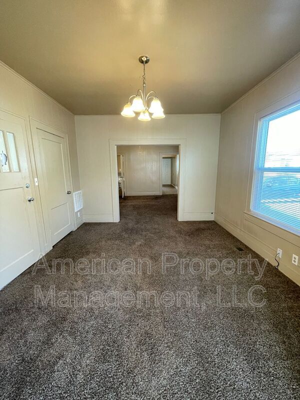 Foto del edificio - 502 S Walnut St