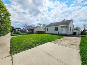 Building Photo - 2679 Azelda St