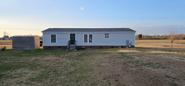 Foto del edificio - Spacious 3-bedroom, 2-bathroom mobile home. Showings Coming Soon!