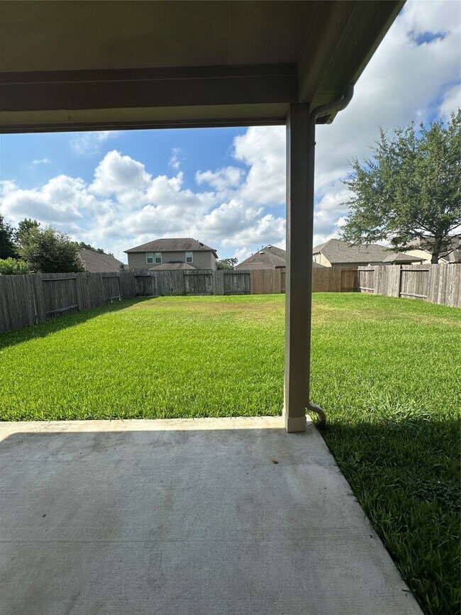 Building Photo - 23154 Mestina Knoll Dr