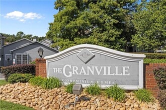 Building Photo - 640 Granville Ct