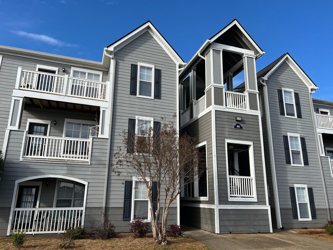 The Pointe JSU Apartments in Jacksonville, AL