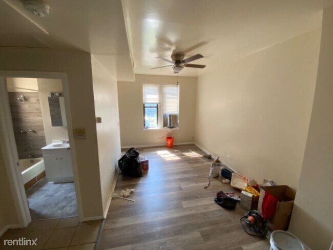 Building Photo - 3 br, 1 bath House - 110 N Kostner Ave
