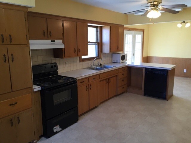 Foto del edificio - 3 Bedroom Home on Quiet Street Southwest, ...