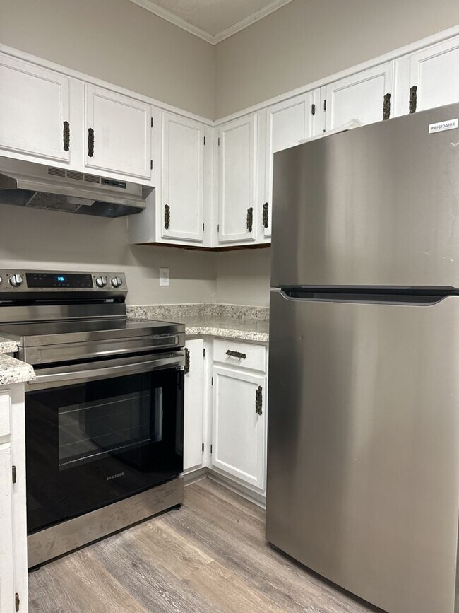 Foto del edificio - Charming 2-bedroom, 1-bathroom home