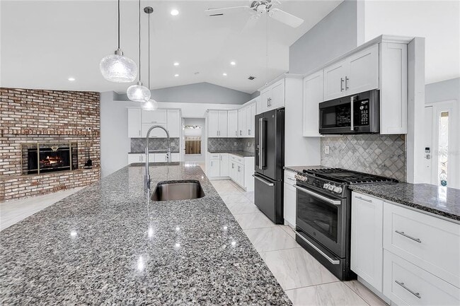 Building Photo - 911 Wee Burn Pl