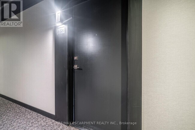 Photo du bâtiment - 5230-5230 Dundas St