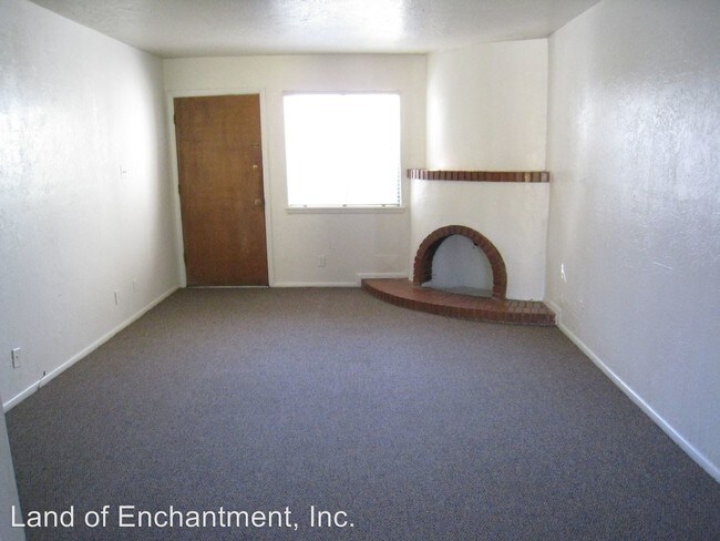 Foto del edificio - 5900 Marble Ave NE