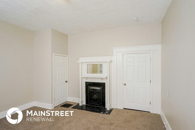 Building Photo - 1827 Osage Ave