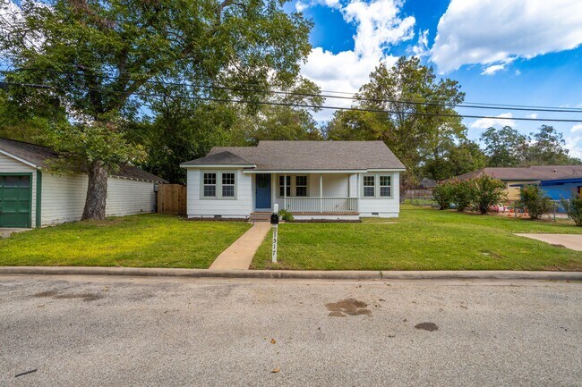 Foto del edificio - 1517 Live Oak St