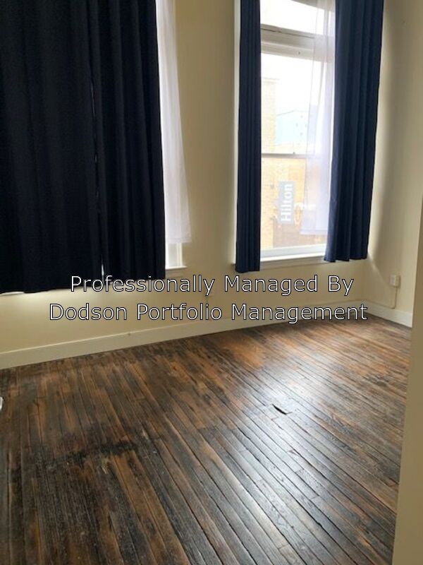 Foto del edificio - 525 E Grace St
