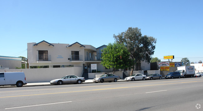 Foto del edificio - 7762 Foothill Blvd