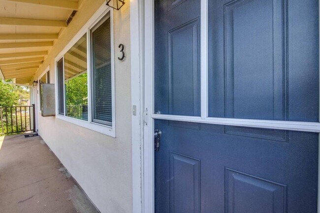 Front Door - 416 Poplar Ave