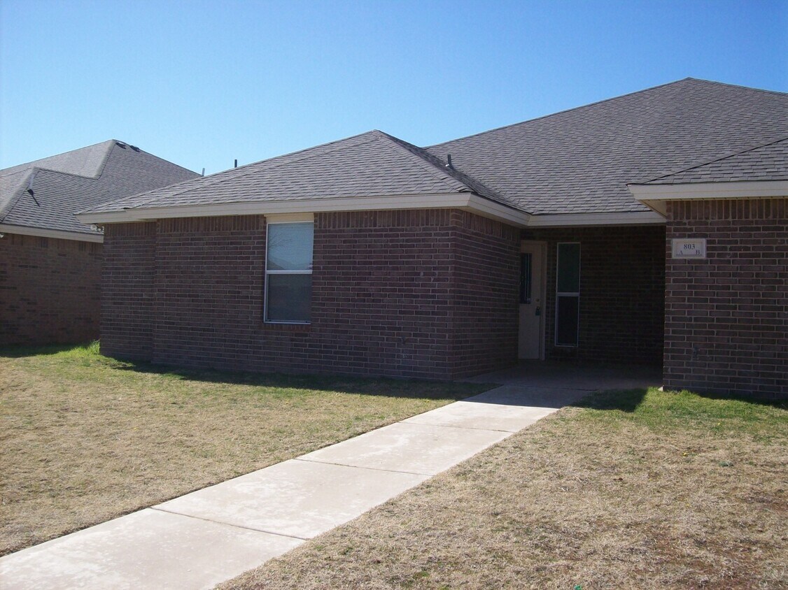 Primary Photo - 803 N Bangor Ave