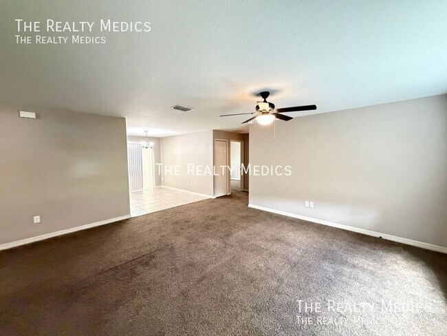 Foto del edificio - 15741 SW 23rd Avenue Rd