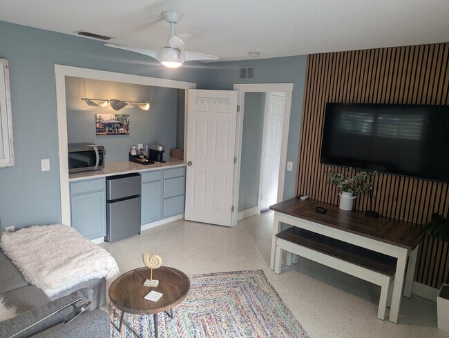 Foto del edificio - 7611 19th Ave NW