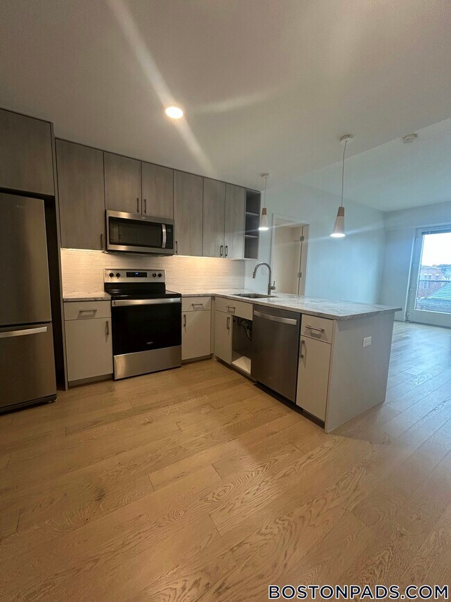 Foto del edificio - 55 Brighton Ave