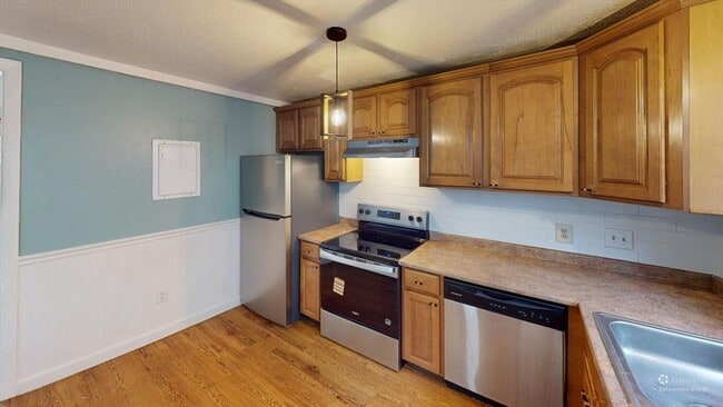 Building Photo - 107 A Chester St