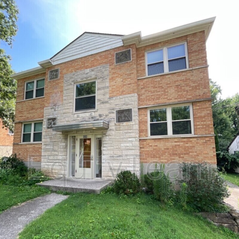 6086 Dryden Ave Unit Apt 1, Cincinnati, OH 45213 Condo for Rent in