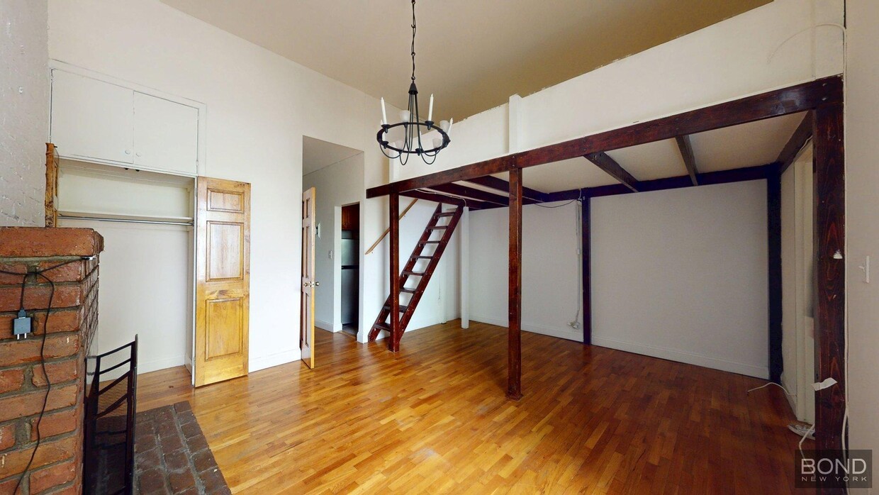 Primary Photo - 107 W 69th St