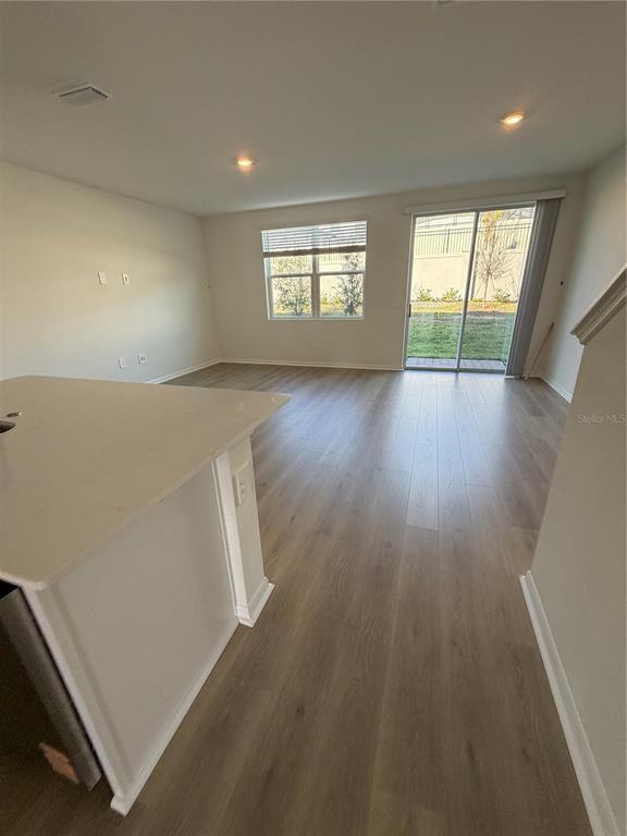 Foto del edificio - 16306 Bird of Paradise Ave