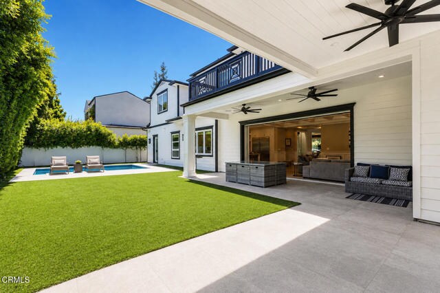 Foto del edificio - 10331 Valley Spring Ln