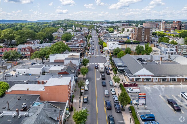 For dozens of restaurant and retail options, head to Penn Ave. just minutes from Wyomissing Park
