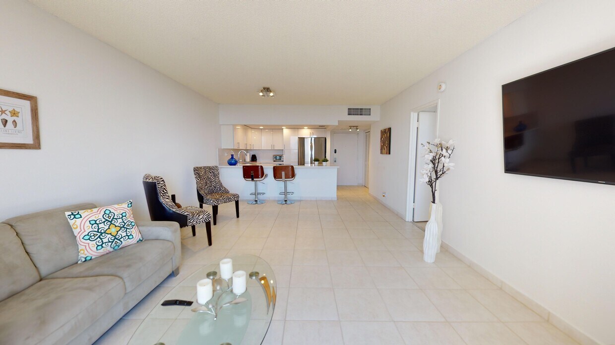 Foto principal - 500 Three Islands Boulevard