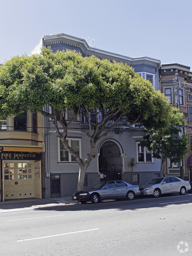 Foto principal - 235 Oak St