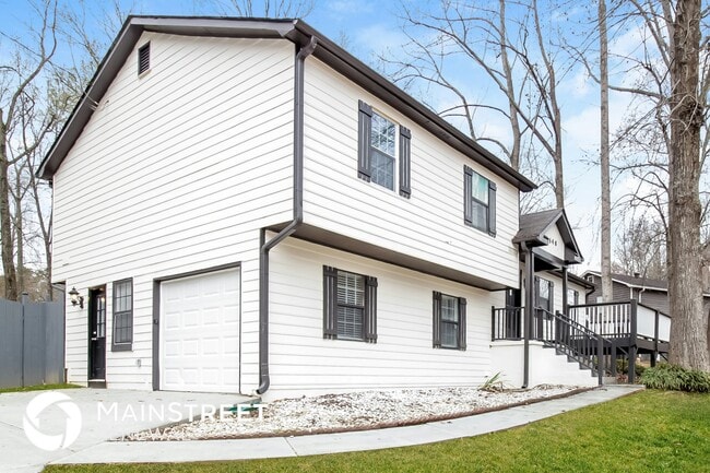 Building Photo - 2646 Hencley Cir SW