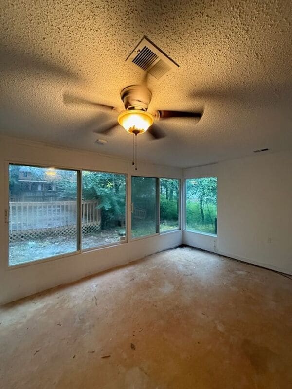 Photo - 8367 Chippingham Dr House