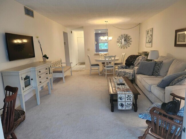 Photo - 330 NE 26th Ave Apartment